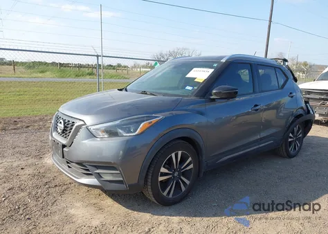 2020 Nissan Kicks Sr Xtronic Cvt z USA, uszkodzony, nr VIN 3N1CP5DV4LL531868